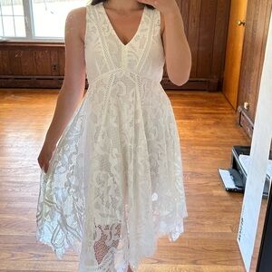 Just Taylor White Lace Asymmetrical Dress